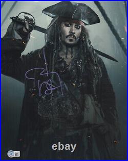 Johnny Depp Signed'pirates Of The Caribbean' 11x14 Photo Autograph Beckett