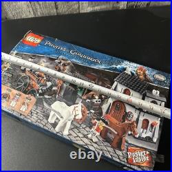 LEGO Pirates of the Caribbean On Stranger Tides The London Escape (4193) 2011 LEGO Pirates of the Caribbean On Stranger Tides The London Escape (4193) 2011
