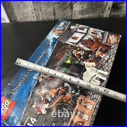 LEGO Pirates of the Caribbean On Stranger Tides The London Escape (4193) 2011 LEGO Pirates of the Caribbean On Stranger Tides The London Escape (4193) 2011