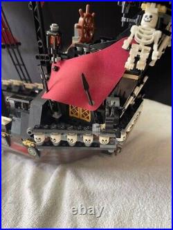 LEGO Pirates of the Caribbean Queen Anne's Revenge 4195 In 2011 Used Retired
