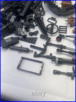 LEGO Pirates of the Caribbean The Black Pearl (4184) Parts Incomplete. See Pics