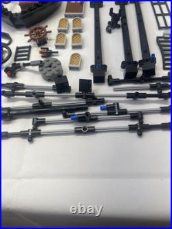 LEGO Pirates of the Caribbean The Black Pearl (4184) Parts Incomplete. See Pics
