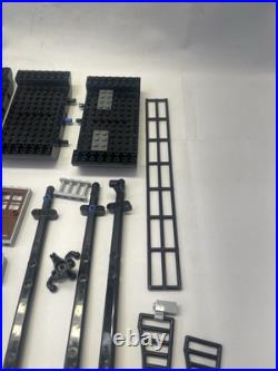 LEGO Pirates of the Caribbean The Black Pearl (4184) Parts Incomplete. See Pics