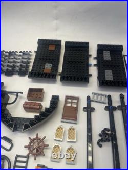 LEGO Pirates of the Caribbean The Black Pearl (4184) Parts Incomplete. See Pics