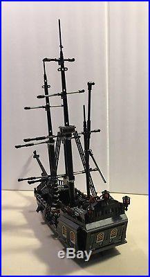 Lego 4184 Disney Pirates Of The Caribbean Black Pearl Ship Jack Sparrow