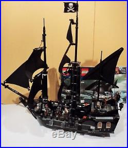 Lego Pirates Of The Caribbean The Black Pearl 4184 with (4)Minifigs (2)Manuals