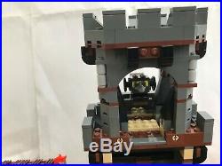 Lego Pirates Of The Caribbean Whitecap Bay 4194 100% COMPLETE extra minifigs