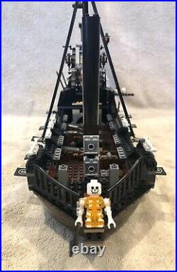 Lego Pirates of the Caribbean Queen Anne's Revenge 4195 Incomplete No Minifigs