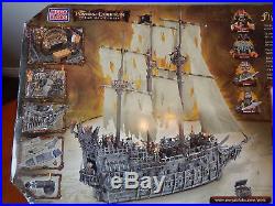 Mega Bloks Disney Pirates of The Caribbean 1029 FLYING DUTCHMAN Ship & Box