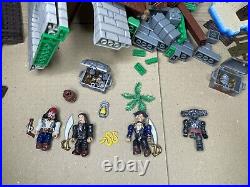 Mega Bloks Dread Eye's Ghost Ship Pirates of the Caribbean Huge Collection