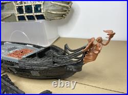 Mega Bloks Dread Eye's Ghost Ship Pirates of the Caribbean Huge Collection