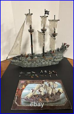 Mega Bloks Pirates of the Caribbean FLYING DUTCHMAN 1029 Pirate Ship READ Mega Bloks Pirates of the Caribbean FLYING DUTCHMAN 1029 Pirate Ship READ
