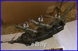 NECA LE 500 Disney Pirates Of The Caribbean Black Pearl Large Ship Boat Rare