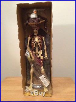 Pirates Of The Caribbean Skeleton Figure 16 Vinyl Disney Span Of Sunset