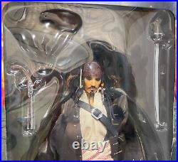 Pirates of Caribbean Dead Man`s Chest Jack Sparrow RAH 1/6 Figure Medicom