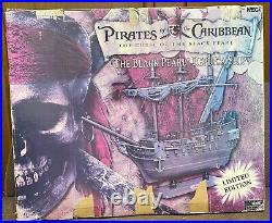 Pirates of Caribbean The Black Pearl 20 Replica Wooden Ship 14/500 NECA