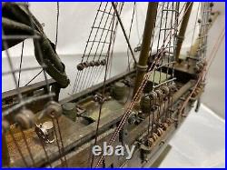 Pirates of Caribbean The Black Pearl 20 Replica Wooden Ship 14/500 NECA