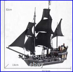 Pirates of the Caribbean Black Pearl Interchangeable Includes 6 figures