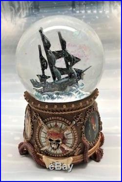 Pirates of the Caribbean Ship Black Pearl Disney Water Globe Snowdome Snow Globe