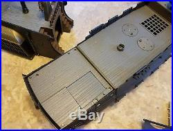Pirates of the Caribbean Ultimate Black Pearl Playset Zizzle Incomplete