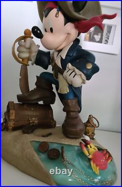 RARE! Disney Mickey Mouse PIRATES OF THE CARIBBEAN Big Fig Signed Costa Alavezos