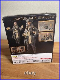 S. H. Figuarts Pirates Of The Caribbean Jack Sparrow Bandai US Seller