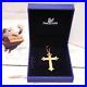 Swarovski-x-Disney-Pirates-Of-The-Caribbean-Angelica-Cross-necklace-pendant-gold-01-pv