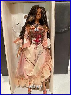 TONNER Disney Pirates of the Caribbean TIA DALMA 16 Fashion Doll + Box T8PCDD05