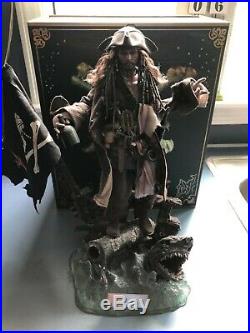 US SELLER Hot Toys DX15 Pirates of the Caribbean Captain Jack Sparrow