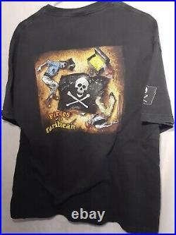 VIntage Walt Disney World PIRATES OF THE CARIBBEAN Men's SZ XL