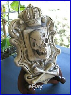 Vintage Randotti Pirate Skull Plaque Glows In The Dark- Pirates Of Caribbean
