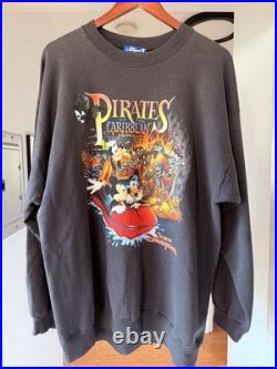 Vintage Tokyo Disneyland Pirates of The Caribbean Crewneck Sweatshirt Sz Large