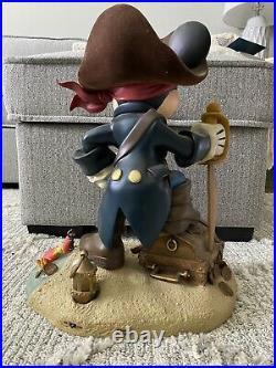 Walt Disney Big Mickey Mouse Pirates of the Caribbean LE of 120 Figurine Statue