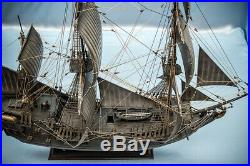 ZVEZDA 9037 Black Pearl Captain Jack Sparrow Ship Pirates 172 Scale Model Kit